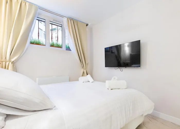 Cosy Et Chic Climatise A Montmartre Párizs